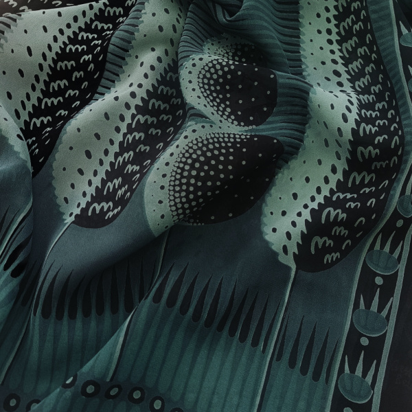 topiary_black_detail_v2
